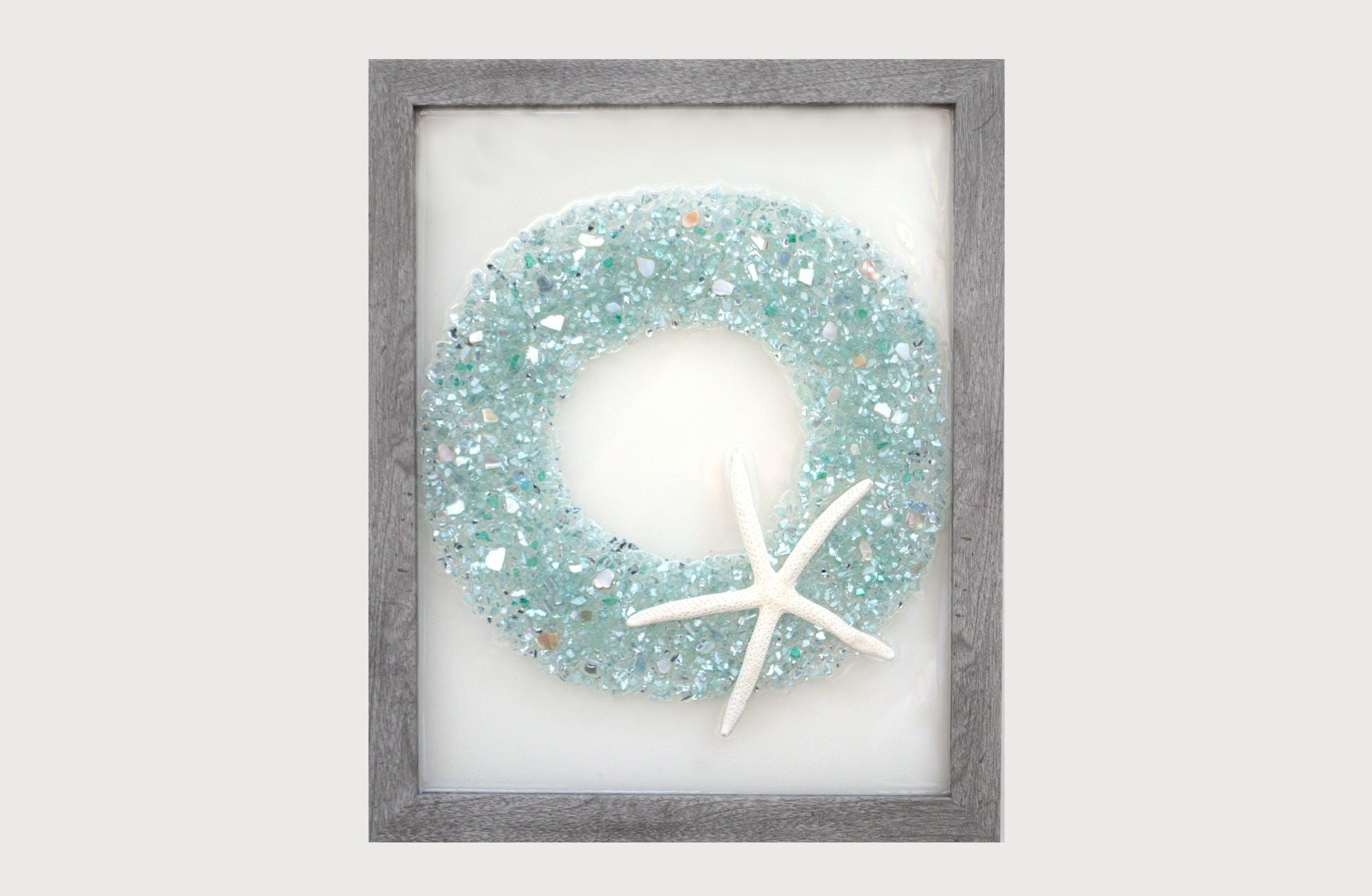 Christmas Wreath Sea Glass Resin Art, 15.5x12.5